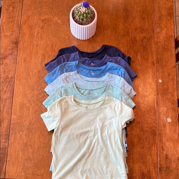 The Honest Company Kids Multi-Color T-Shirt 6 Pack - Picture 1 of 14